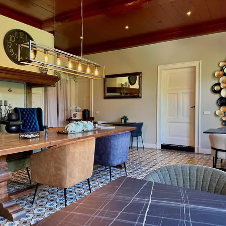 Hofstede De Rieke Smit בית הארחה